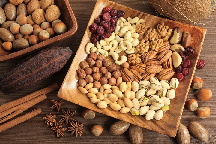 آجیل خطر ابتلا به سرطان روده بزرگ را کاهش می دهد